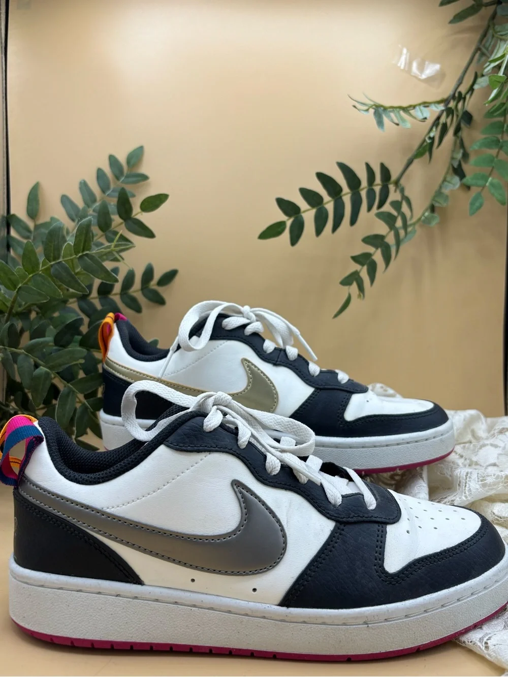 Nike Court Borough Low 2 SE Summit Youths White/Black Shoes DJ0040-100 Size 6Y